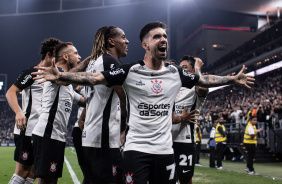 igor_coronado_e_jogadores_comemoram_gol_3j1d3508953717457522587